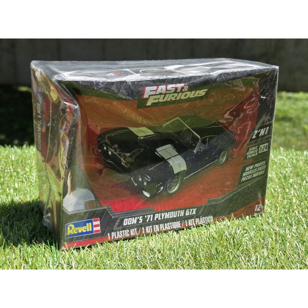 Revell Fast & Furious Dom's '71 Plymouth GTX Z'N1 1:24 New Sealed *Damaged Box